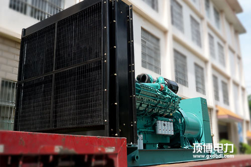 康明斯500千瓦柴油發(fā)電機多少錢？