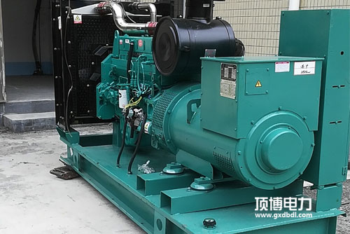 潤(rùn)滑油可以混淆使用嗎，柴油機(jī)用的與汽油機(jī)有什么不同？