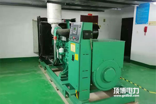 柴油發(fā)電機(jī)多少錢？頂博解密發(fā)電機(jī)價(jià)格影響因素