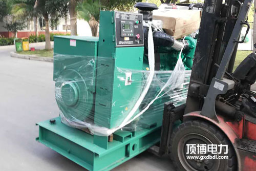 柴油機(jī)發(fā)電機(jī)結(jié)合處有金屬碰撞聲，準(zhǔn)備大維修就大錯特錯了
