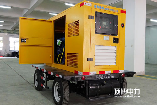 戶外使用柴油發(fā)電機組，選移動式拖車（汽車）還是靜音式？